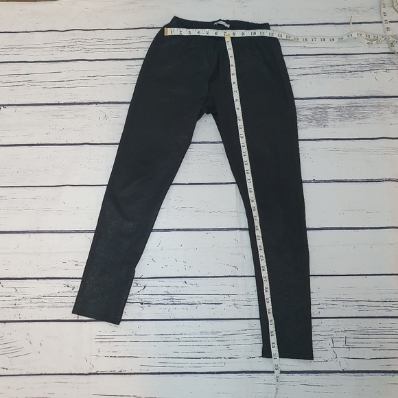 Black Leggings Size Small - Picture 6 of 6